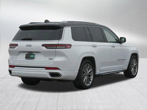 2022 Jeep Grand Cherokee L Summit