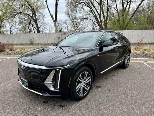 2024 Cadillac LYRIQ Luxury w/1SD