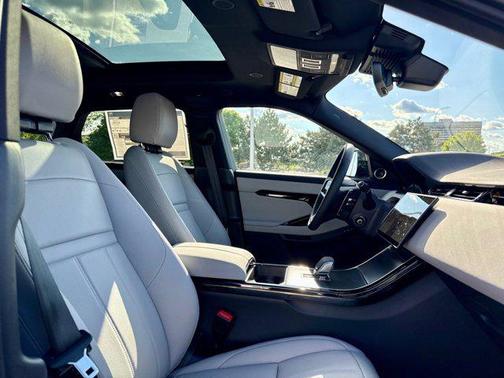 2026 Land Rover Range Rover Evoque Core S