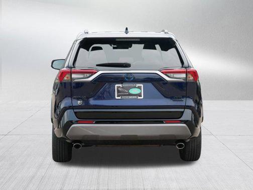 2020 Toyota RAV4 Hybrid SE