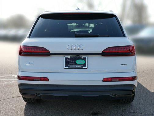 2024 Audi Q7 55 Prestige