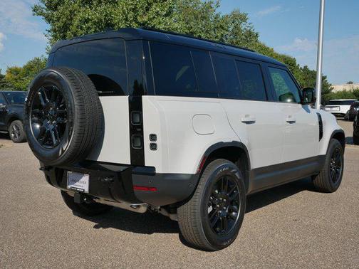 2026 Land Rover Defender S