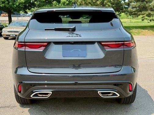 2025 Jaguar F-PACE R-Dynamic S P400 AWD Automatic