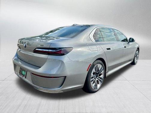 2024 BMW i7 xDrive60