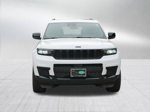 2022 Jeep Grand Cherokee L Altitude