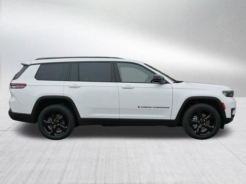 2022 Jeep Grand Cherokee L Altitude