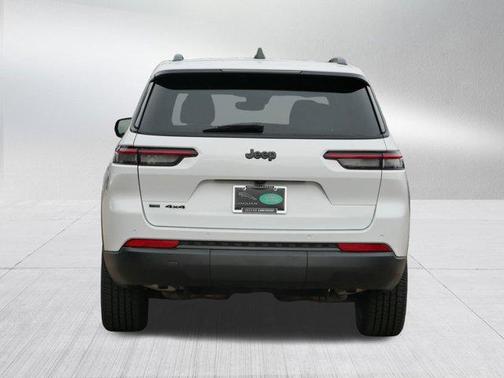 2022 Jeep Grand Cherokee L Altitude