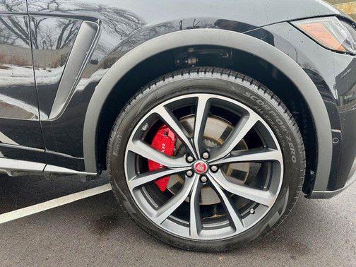 2020 Jaguar F-PACE SVR P550 AWD Automatic