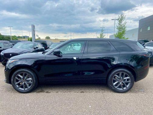 2026 Land Rover Range Rover Velar P250 SE R-Dynamic