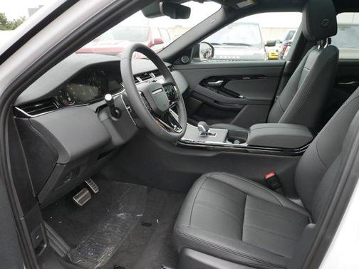 2025 Land Rover Range Rover Evoque Dynamic SE
