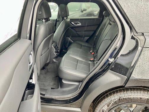 2026 Land Rover Range Rover Velar P400 Dynamic SE