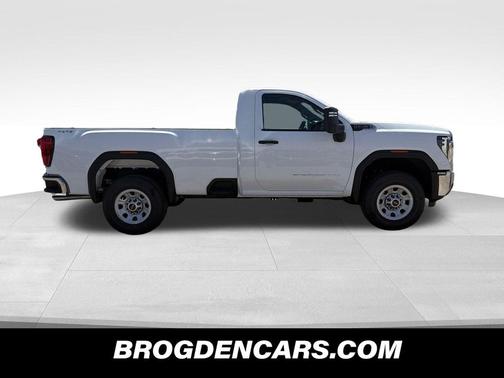 Summit White 2026 GMC Sierra 2500 Pro