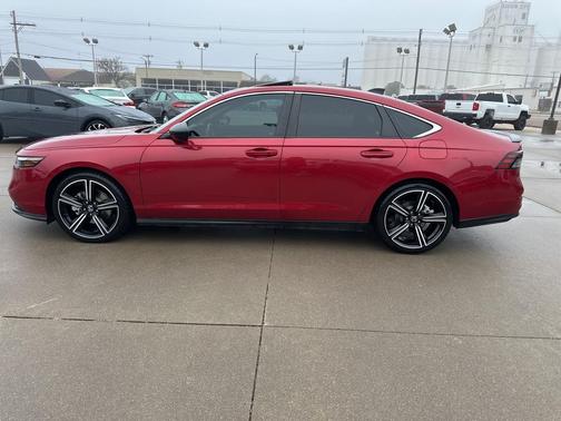 2023 Honda Accord Hybrid Base