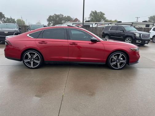 2023 Honda Accord Hybrid Base