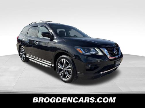 2018 Nissan Pathfinder Platinum