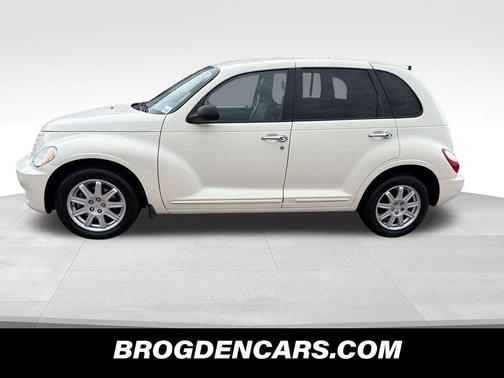 Beige 2008 Chrysler PT Cruiser Touring