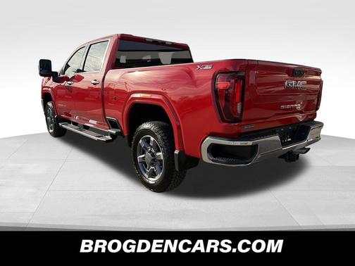 2022 GMC Sierra 2500 SLT