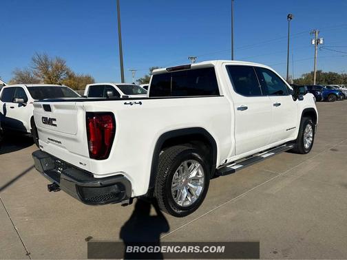 2021 GMC Sierra 1500 SLT
