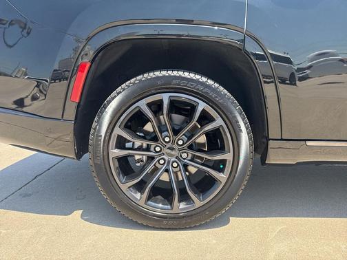 2024 Jeep Grand Wagoneer Series III Obsidian 4x4