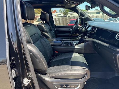 2024 Jeep Grand Wagoneer Series III Obsidian 4x4