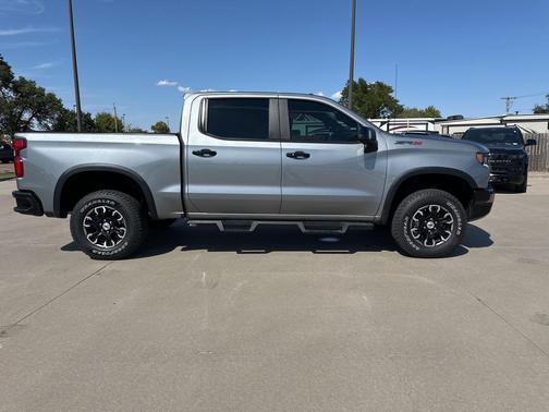 2024 Chevrolet Silverado 1500 ZR2