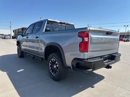 2024 Chevrolet Silverado 1500 ZR2