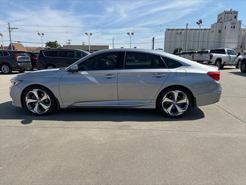 2020 Honda Accord Touring 2.0T