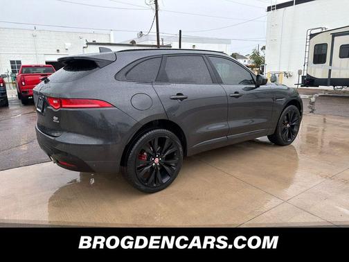 Gray 2018 Jaguar F-PACE S