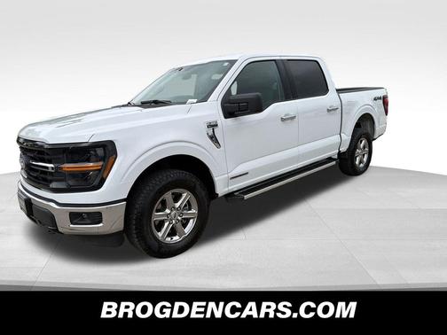 Oxford White 2025 Ford F-150 XLT