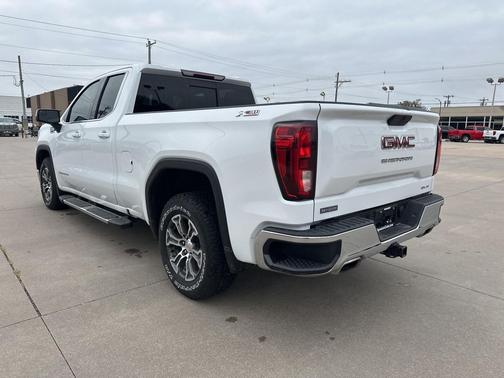 2020 GMC Sierra 1500 SLE