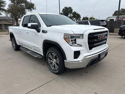 2020 GMC Sierra 1500 SLE