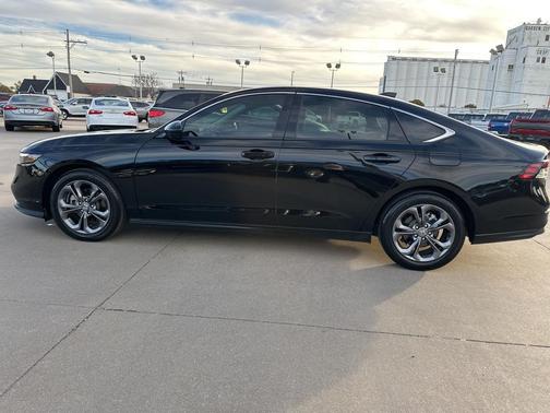 2023 Honda Accord EX 1.5T