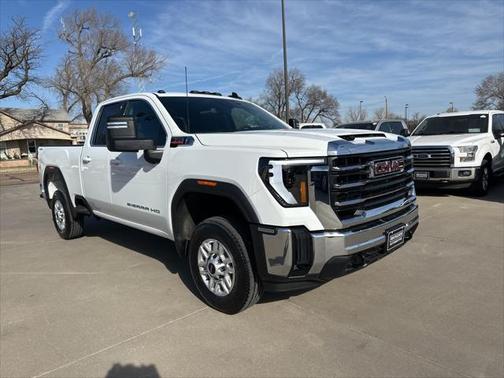 2025 GMC Sierra 2500 SLE