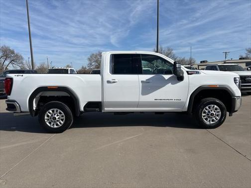 2025 GMC Sierra 2500 SLE