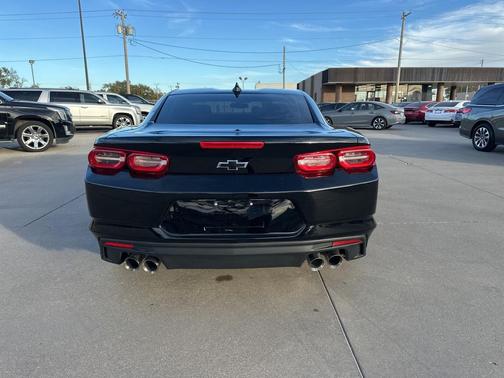 2020 Chevrolet Camaro RWD Coupe LT1