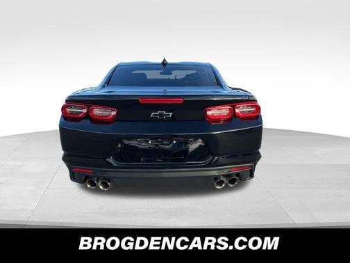 2020 Chevrolet Camaro RWD Coupe LT1