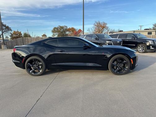 2020 Chevrolet Camaro RWD Coupe LT1