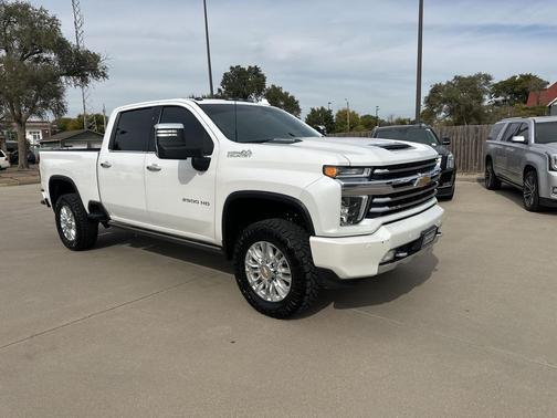 2022 Chevrolet Silverado 2500 High Country