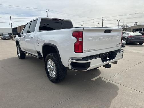 2022 Chevrolet Silverado 2500 High Country