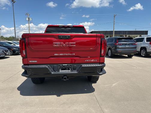 2023 GMC Sierra 1500 AT4X