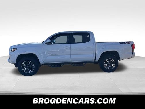 2016 Toyota Tacoma TRD Sport