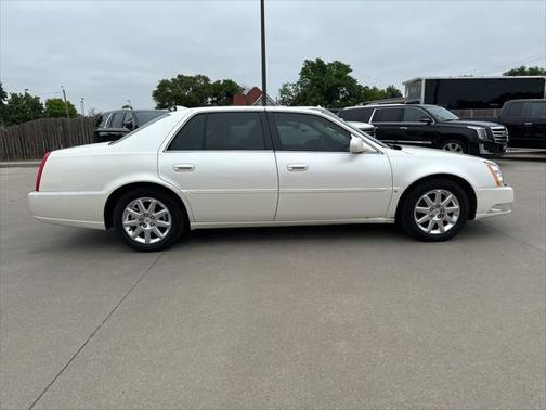2010 Cadillac DTS Premium Collection