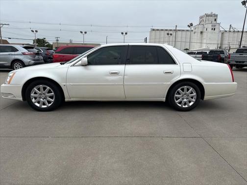 2010 Cadillac DTS Premium Collection