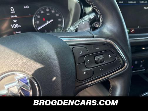 Summit White 2022 Buick Envision AWD Essence