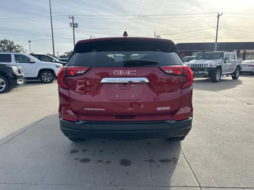 2021 GMC Terrain SLT