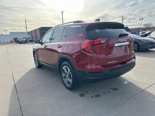 2021 GMC Terrain SLT