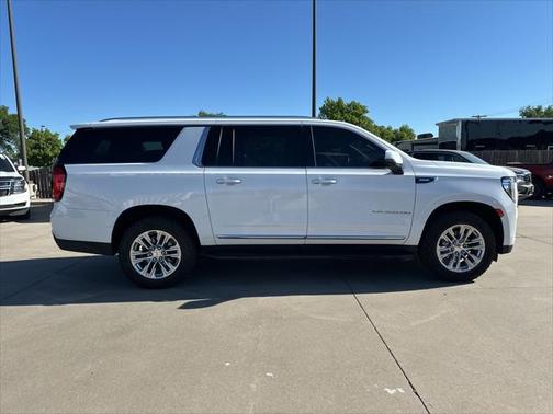 2021 GMC Yukon XL SLT