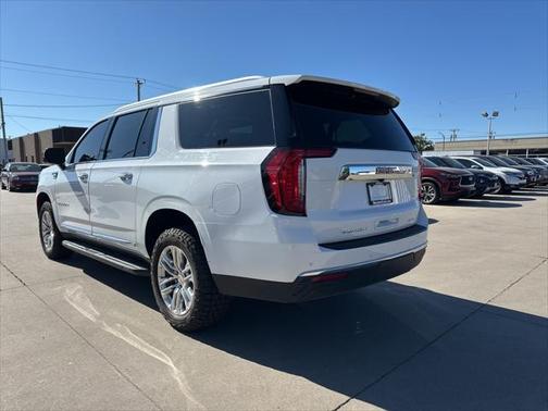 2021 GMC Yukon XL SLT