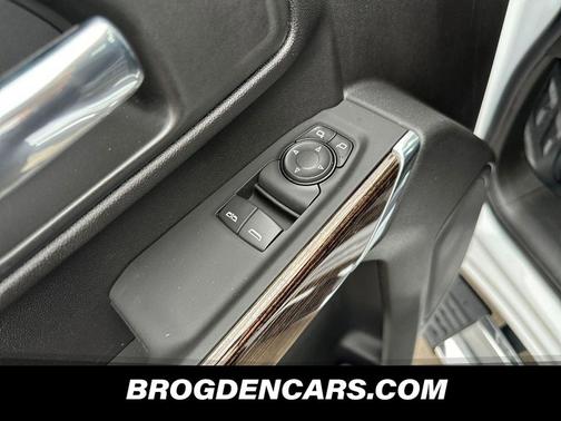 2026 GMC Sierra 3500 SLE