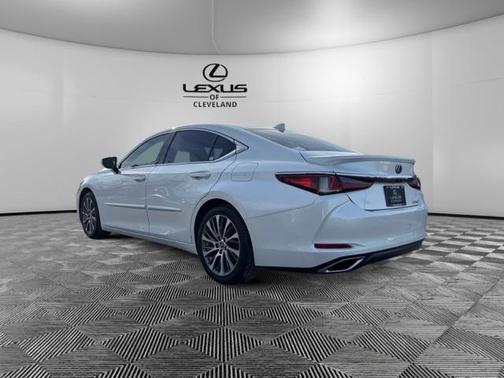 2019 Lexus ES 350 Base